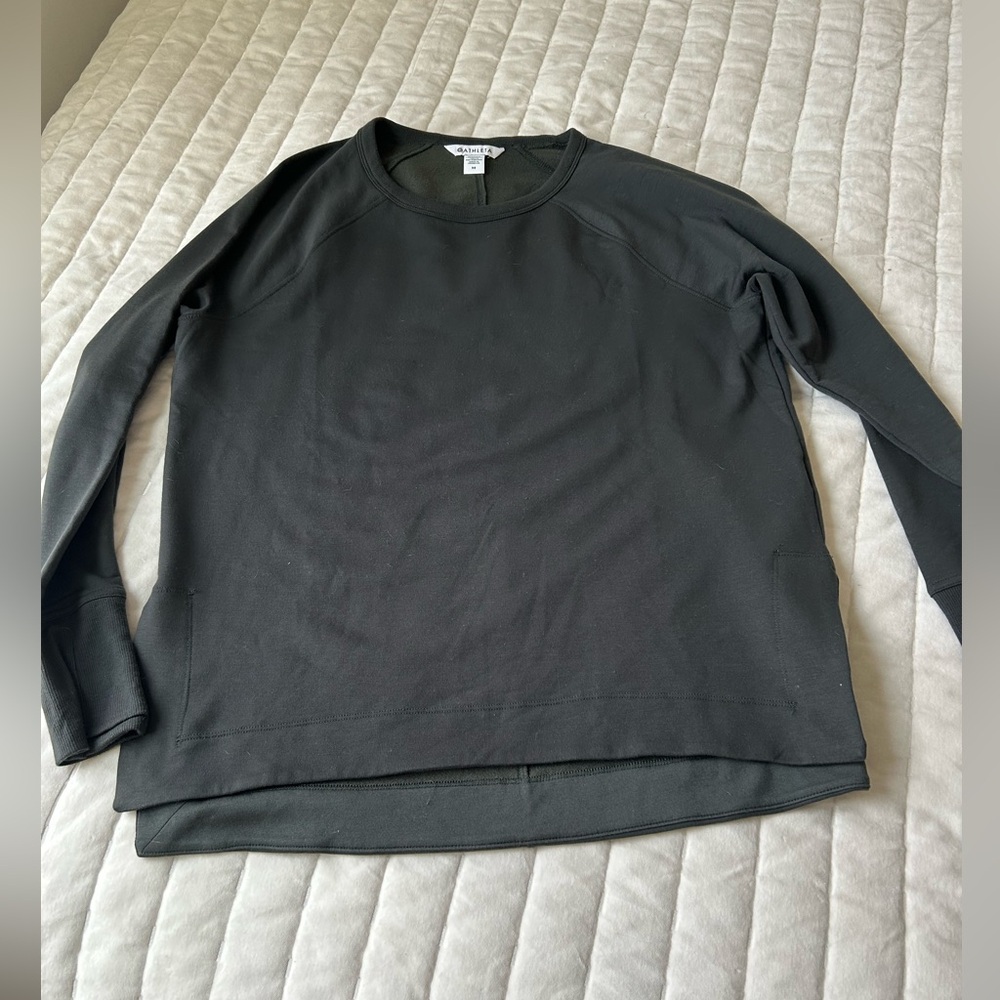 Athleta Coaster Luxe Recover Sweatshirt green